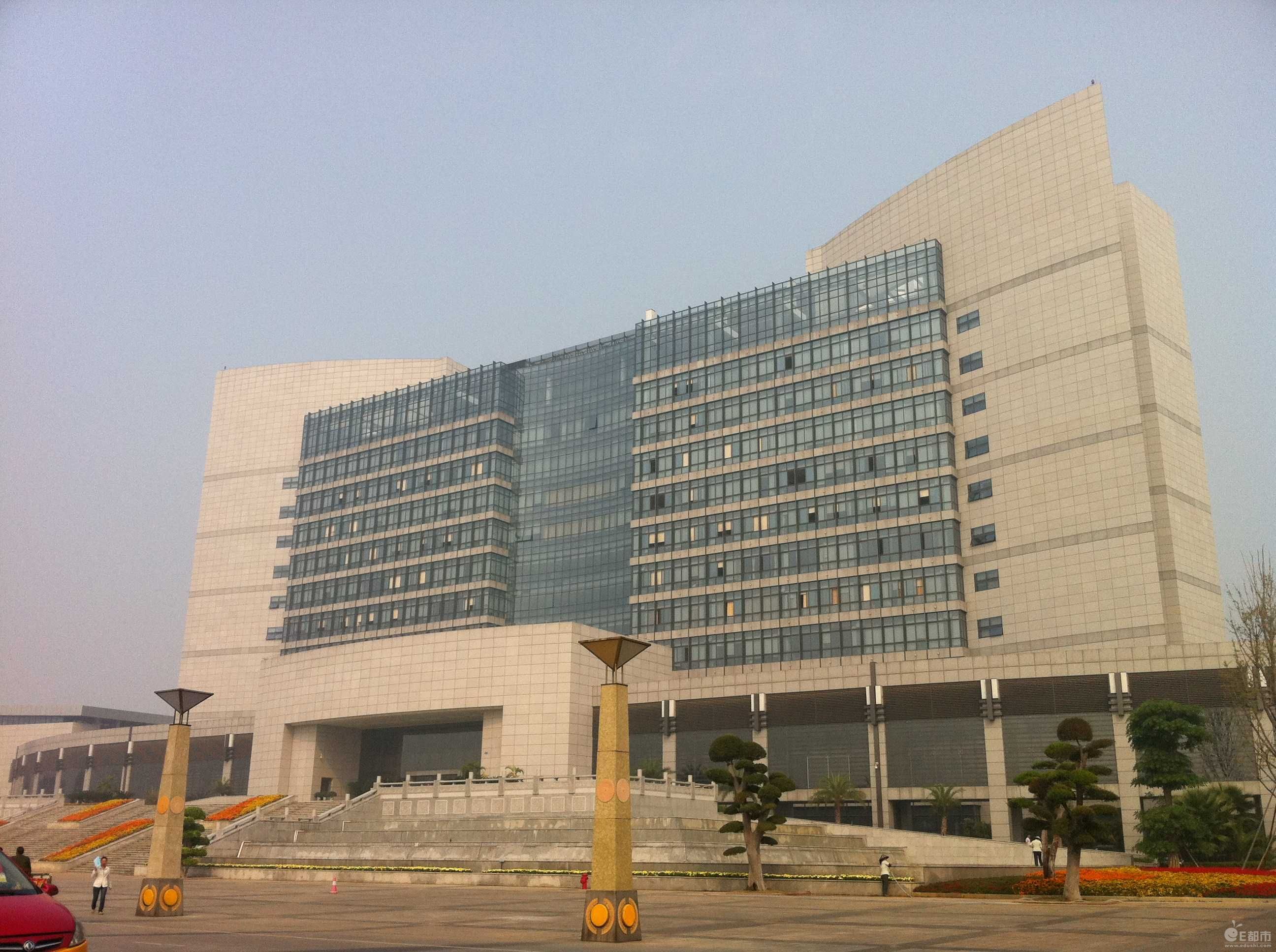 柳州政府大楼